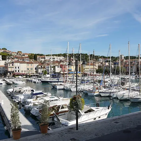 La Maison Sur Le Port 4 Pers Vue * 카시스
